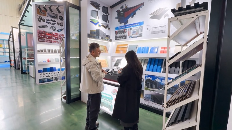 1762846723131574.jpg 中拓冷彎全球集采盛啟_20251103133300.mp4_20251103_134818.500.jpg